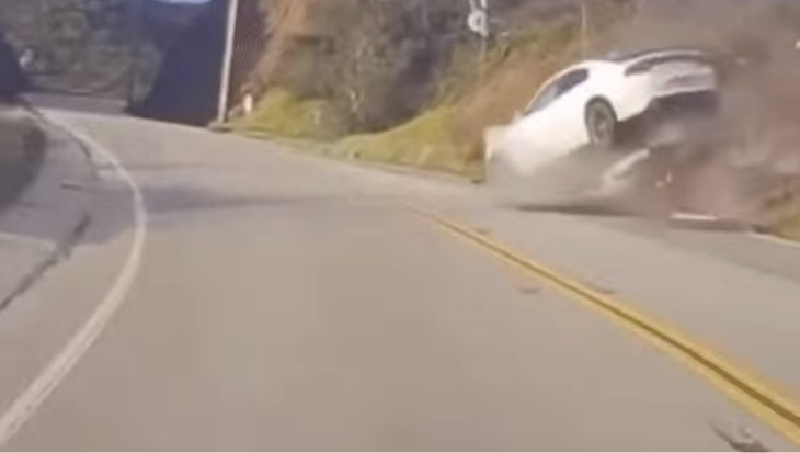 VIDEO - Accident sous haute tension pour cette Dodge Charger un peu ambitieuse