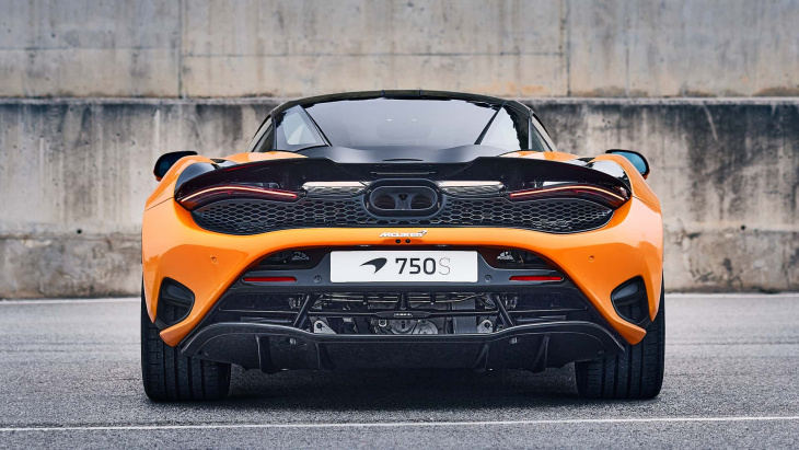 Les McLaren 750S Coupe et Spider se dévoilent