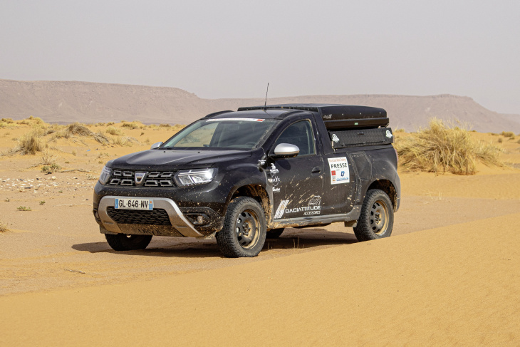 android, on a testé notre dacia duster 4x4 pick-up sur le rallye duster maroc challenge !