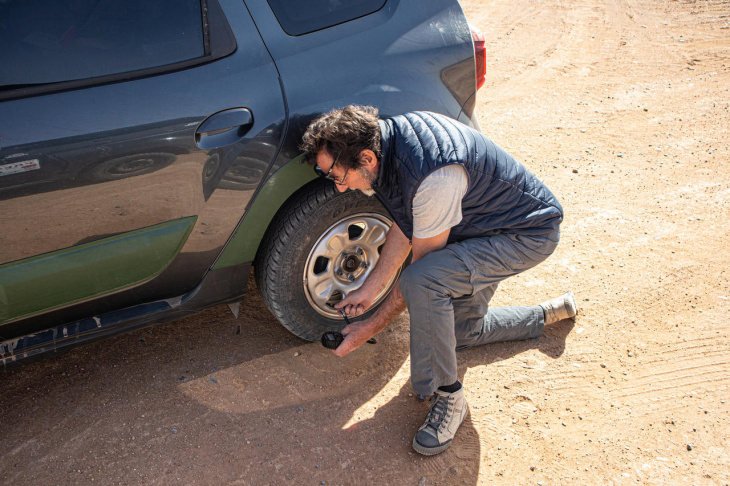 android, on a testé notre dacia duster 4x4 pick-up sur le rallye duster maroc challenge !