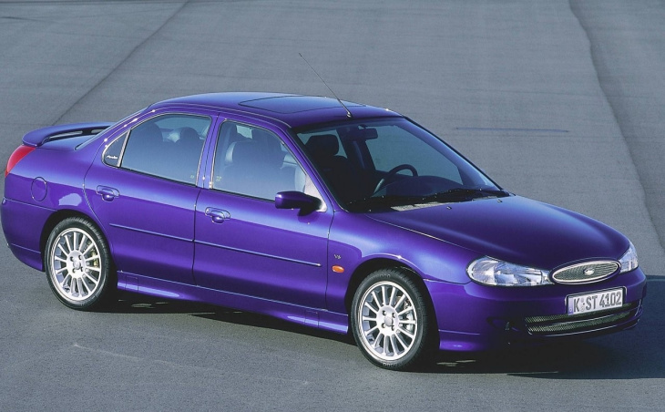 Ford Mondeo ST200 (1999 – 2000), la familiale fun, dès 3 500 €