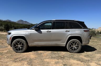 essai – jeep grand cherokee 4xe (2023) : un apache sans attache