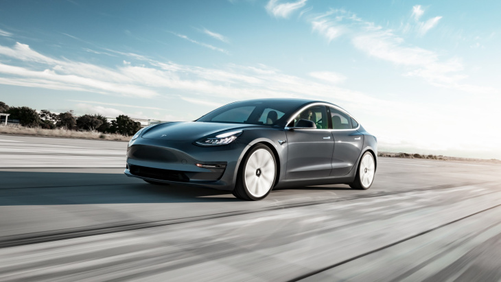 Tesla double sa flotte en 16 mois et livre son 100 000e véhicule en France