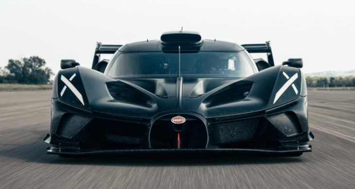 VIDEO - La Bugatti Bolide se fait malmener sur circuit avant d’être livrée à ses acheteurs