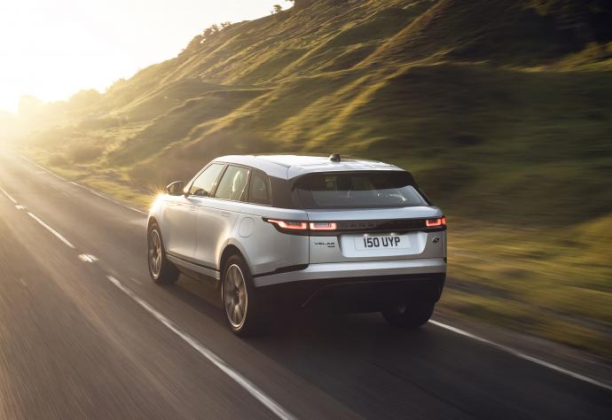 hybrides rechargeables, land rover, range rover velar, essai - range rover velar p400e, l’hybride chic et branché