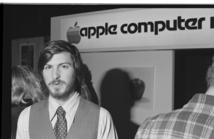 pourquoi steve jobs a-t-il dû cacher sa porsche ? toutes les anecdotes marquantes sur le fondateur d'apple !