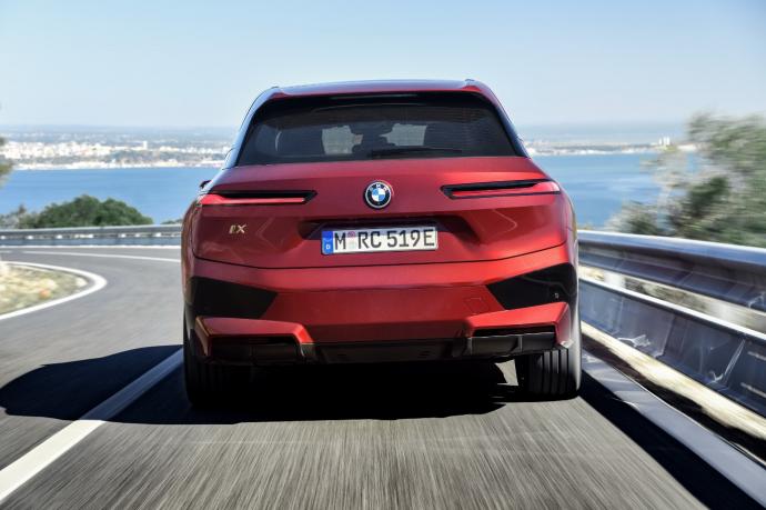 Et si BMW retirait le « i » du nom de ses modèles essence ?