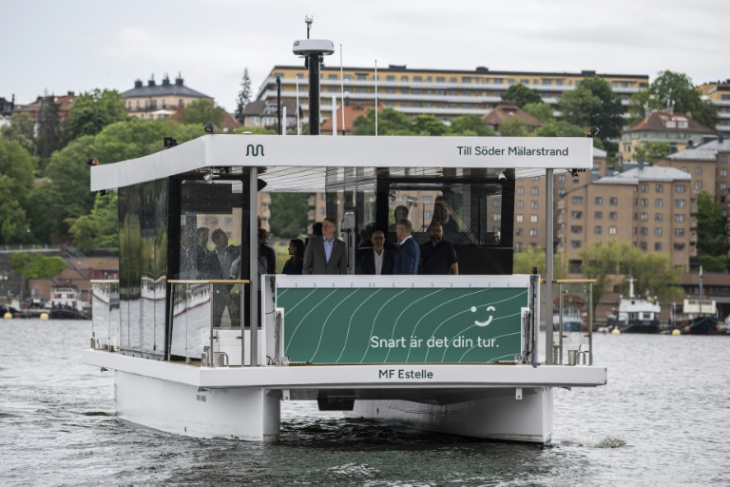 le premier ferry urbain entièrement autonome largue les amarres à stockholm