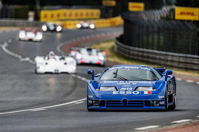 VIDEO - La Bugatti Bolide à 4 millions d'euros fait trembler le Mans