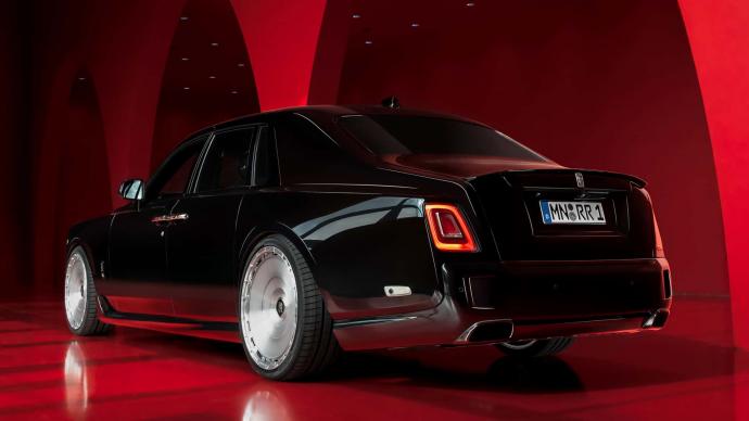La Rolls-Royce Phantom de Spofec a des jantes de 24 pouces et 685 chevaux sous le capot