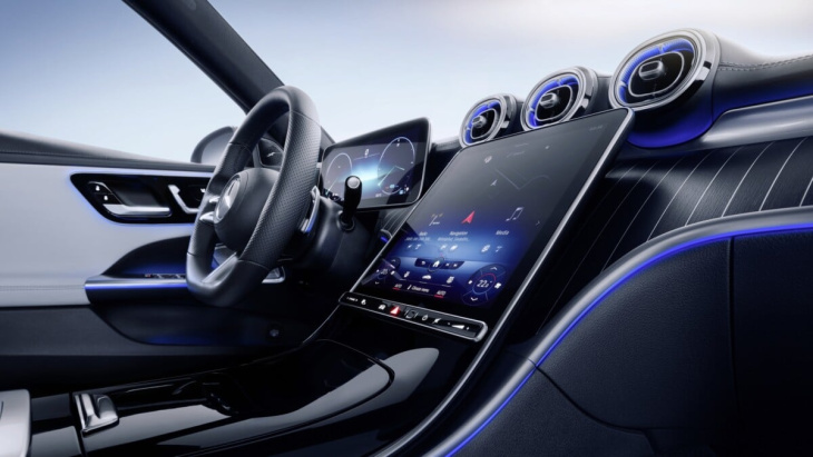 Mercedes-Benz apporte ChatGPT à ses voitures : vers une nouvelle ère pour les assistants vocaux ?