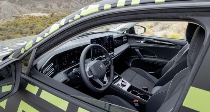 le nouveau volkswagen tiguan hybride rechargeable se montre, son intérieur est dévoilé
