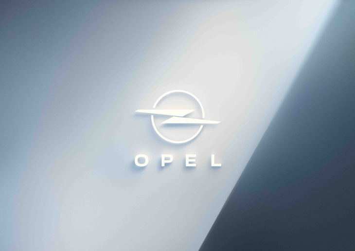 opel, opel fier de son nouveau logo