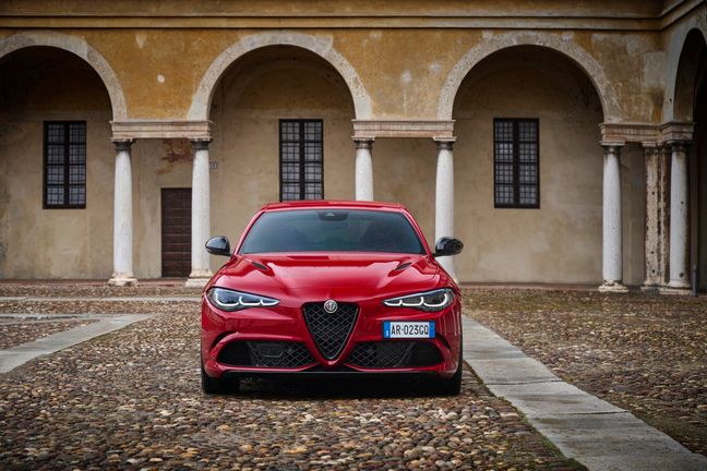 Alfa Romeo Giulia Quadrifoglio gagne du muscle et un nouveau regard