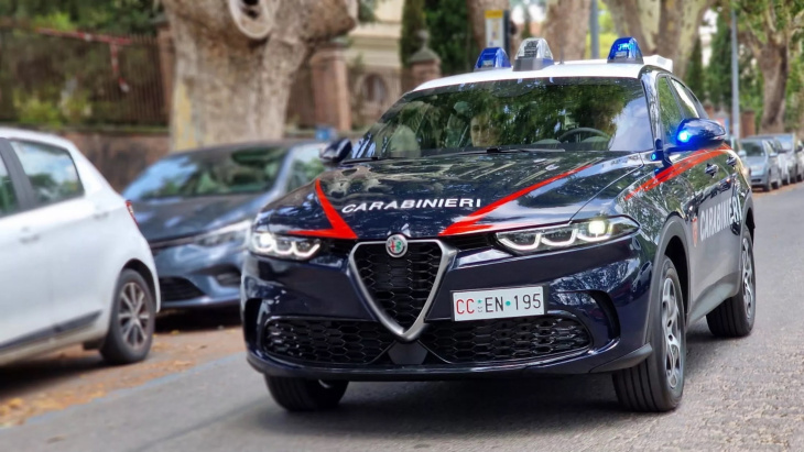 Les Alfa Romeo Tonale des gendarmes italiens sont arrivés