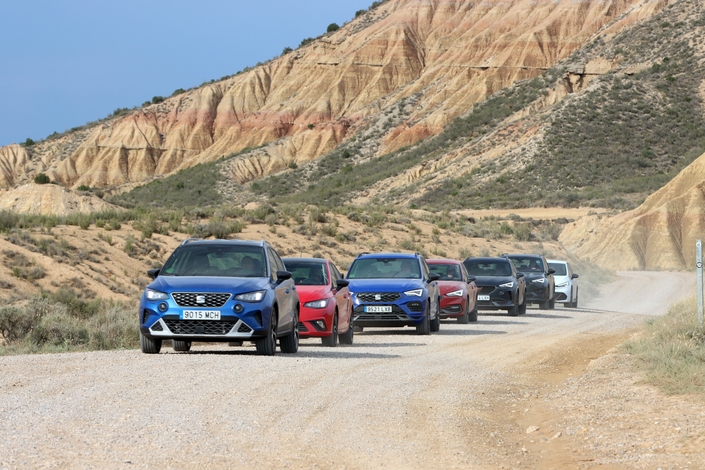 Le convoi arrive dans le désert des Bardenas.