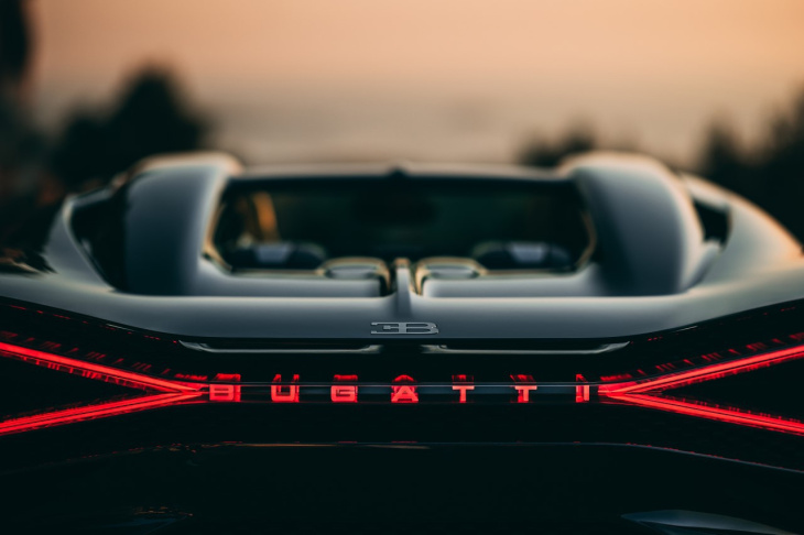 Bugatti. La supercar hybride qui remplacera la Chiron sera présentée en 2024