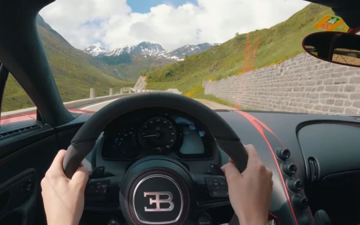 Exceptionnel : le son de cette Bugatti Chiron Sport dans les Alpes suisses est divin
