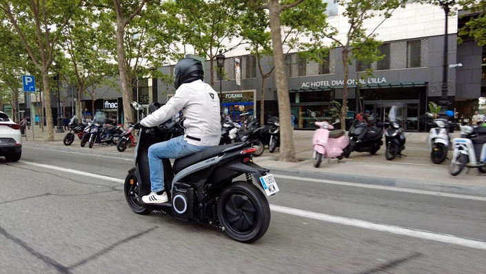 Le terrain de prédilection de ce scooter est la ville ou les zones péri-urbaines.