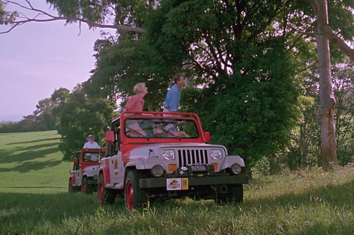 gladiator, jeep, wrangler 4, wrangler, jeep célèbre les 30 ans de jurassic park avec un kit déco