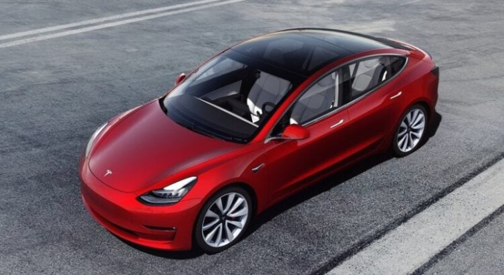 Tesla Model 3 restylée : les dernières infos à son sujet !