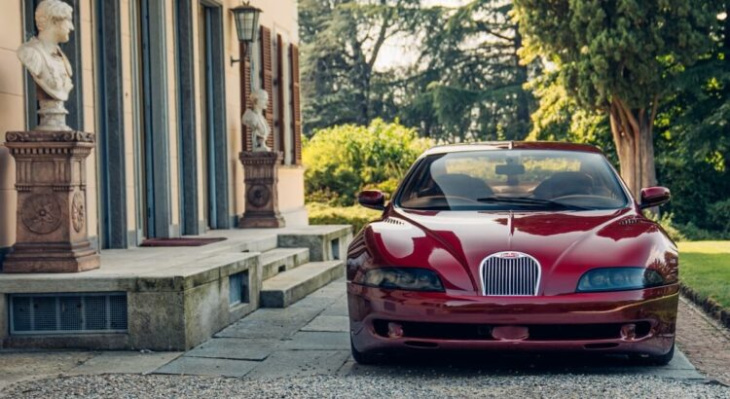 Bugatti : la berline EB112 fête ses 30 ans !