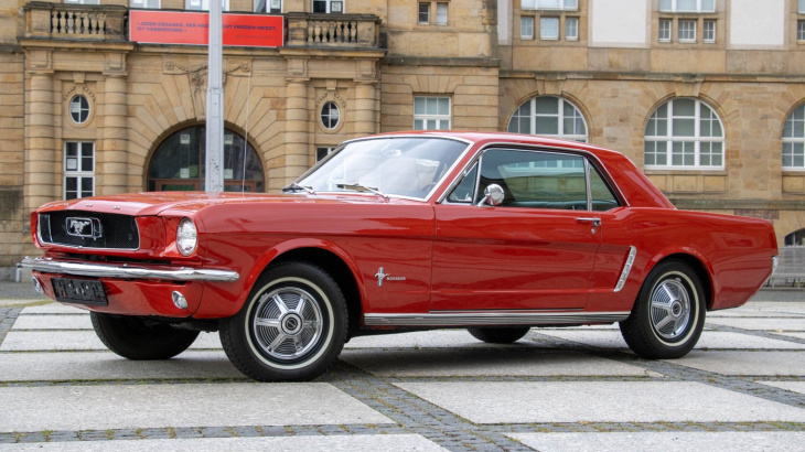 Offrez-vous la Ford Mustang de Sillverstone Stallone