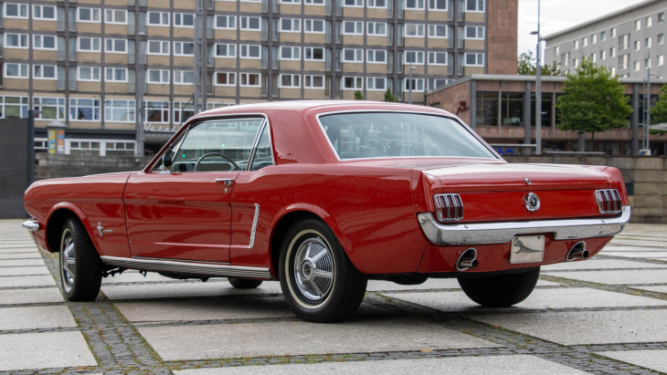 mustang, ford, offrez-vous la ford mustang de sillverstone stallone