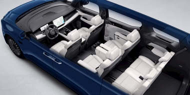 volvo annonce son premier minivan électrique, l'em90