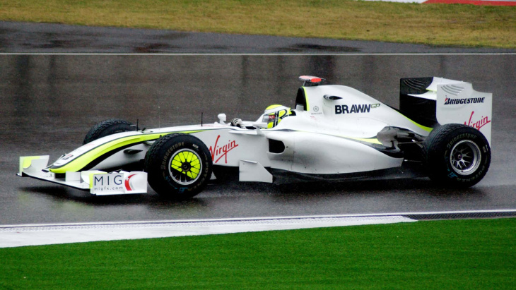 Jenson Button a reçu sa Lotus Evija, très spéciale