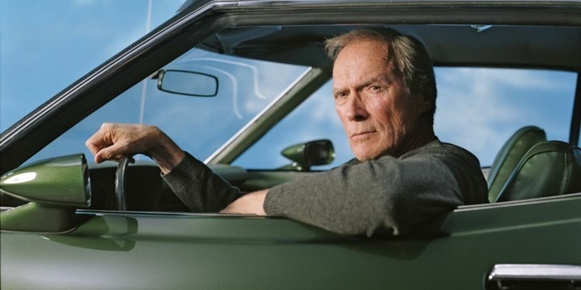 Clint Eastwood au volant de sa Gran Torino, millésime 1972.