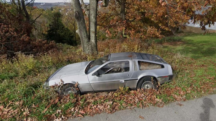 Une DeLorean abandonnée resurgit sur Google Maps