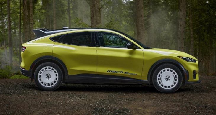 Ford Mustang Mach-E Rally (2024) : le SUV électrique passe en mode tout-terrain dans cette version