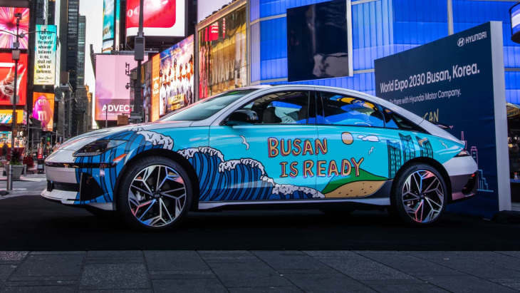 Hyundai et Genesis présentent des voitures d'art à New York pour promouvoir l'exposition universelle de 2030