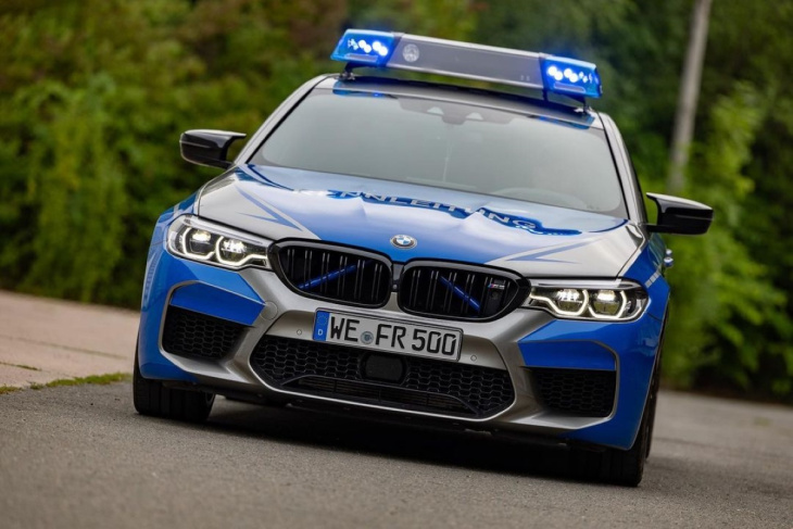 Cette BMW M5 Competition est tout sauf une voiture de police