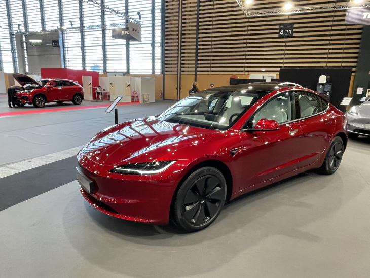 Tesla Model 3 : un prix canon - En direct du Salon de Lyon