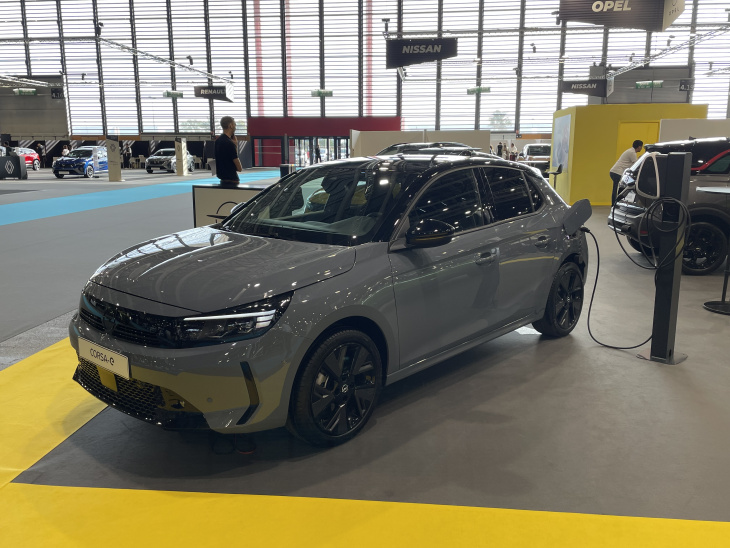 Opel Corsa restylée : uniformisation - Vidéo en direct du salon de Lyon 2023
