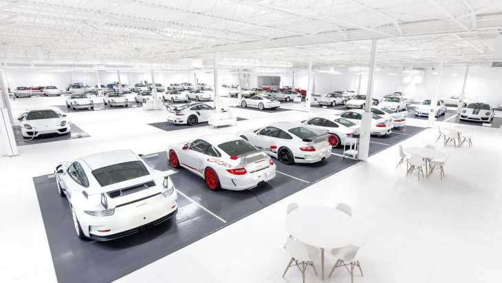 Avez-vous déjà vu une collection de Porsche blanches ?