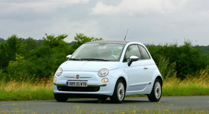Fiat met fin à la vente de sa 500 thermique en France