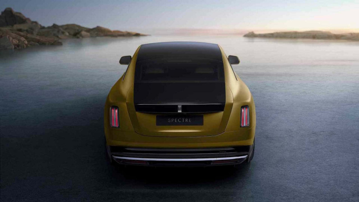 Le nouveau teaser de Rolls-Royce suggère qu’une Phantom fera ses débuts aujourd’hui
