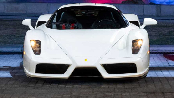 Ferrari Enzo : la supercar au look de F1