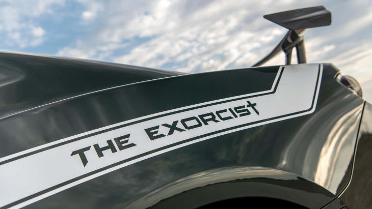 La Chevrolet Camaro ZL1 de 650 ch affronte la BMW M2 biturbo