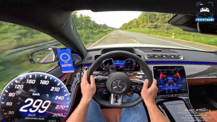 Regardez la Mercedes-AMG S63 hybride taquiner les 300 km/h sur l’autoroute