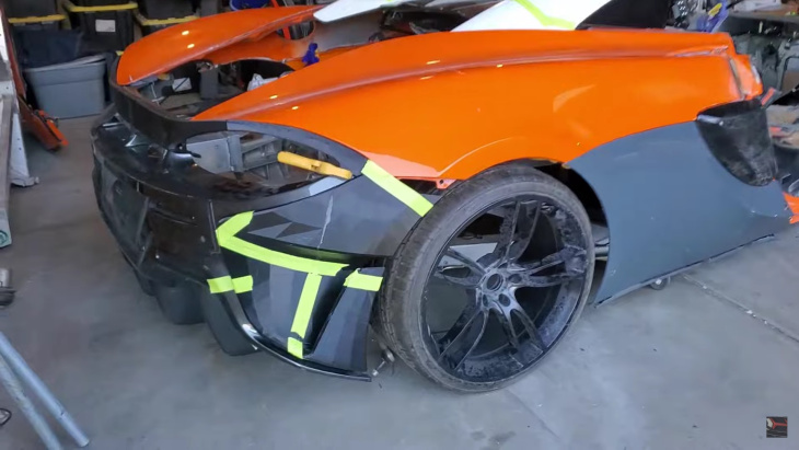 VIDEO - Il achète une McLaren 600LT accidentée et la réimprime en 3D