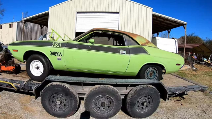 Une rare Dodge Challenger T/A de 1970 est démantelée et sauvée après 46 ans d'immobilisation