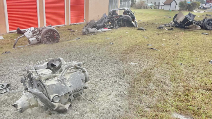 Un conducteur de Corvette survit à son éjection après un accident de course de rue, en Floride