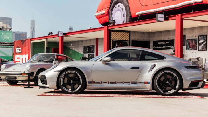 Cette Porsche unique célèbre la première 911 Turbo de l'histoire