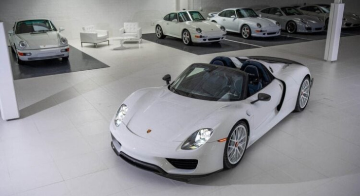 Cette collection de Porsche absolument incroyable proposée à la vente