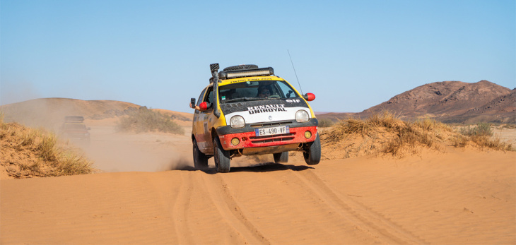 Twing Raid : 125 Renault Twingo dans le désert pour la bonne cause