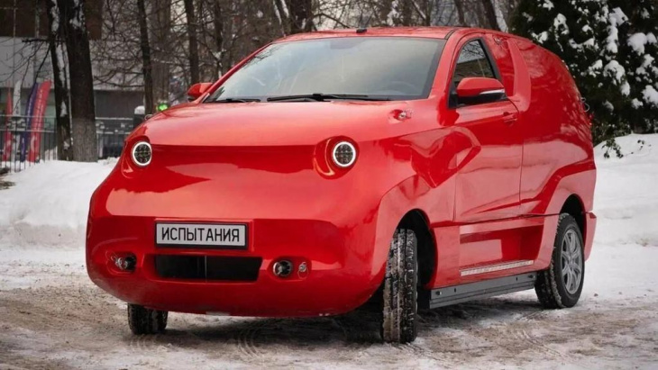 La nouvelle voiture électrique russe fait beaucoup rire